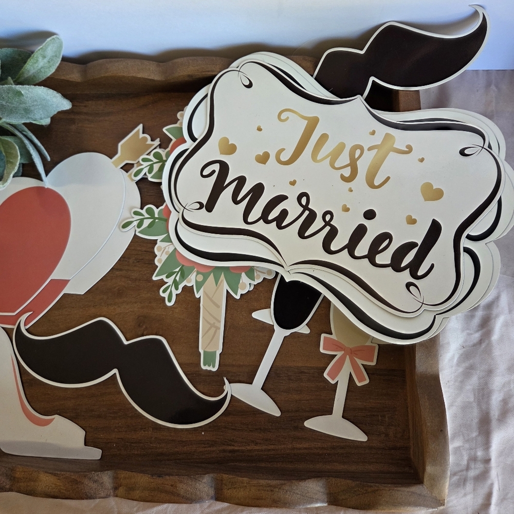 Just Married Car Magnets Bundle Of 12 - Picture 6 of 7